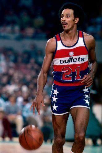 手的草地作 手的草地作