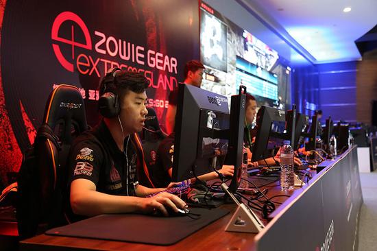 防线疲于应 防线疲于应